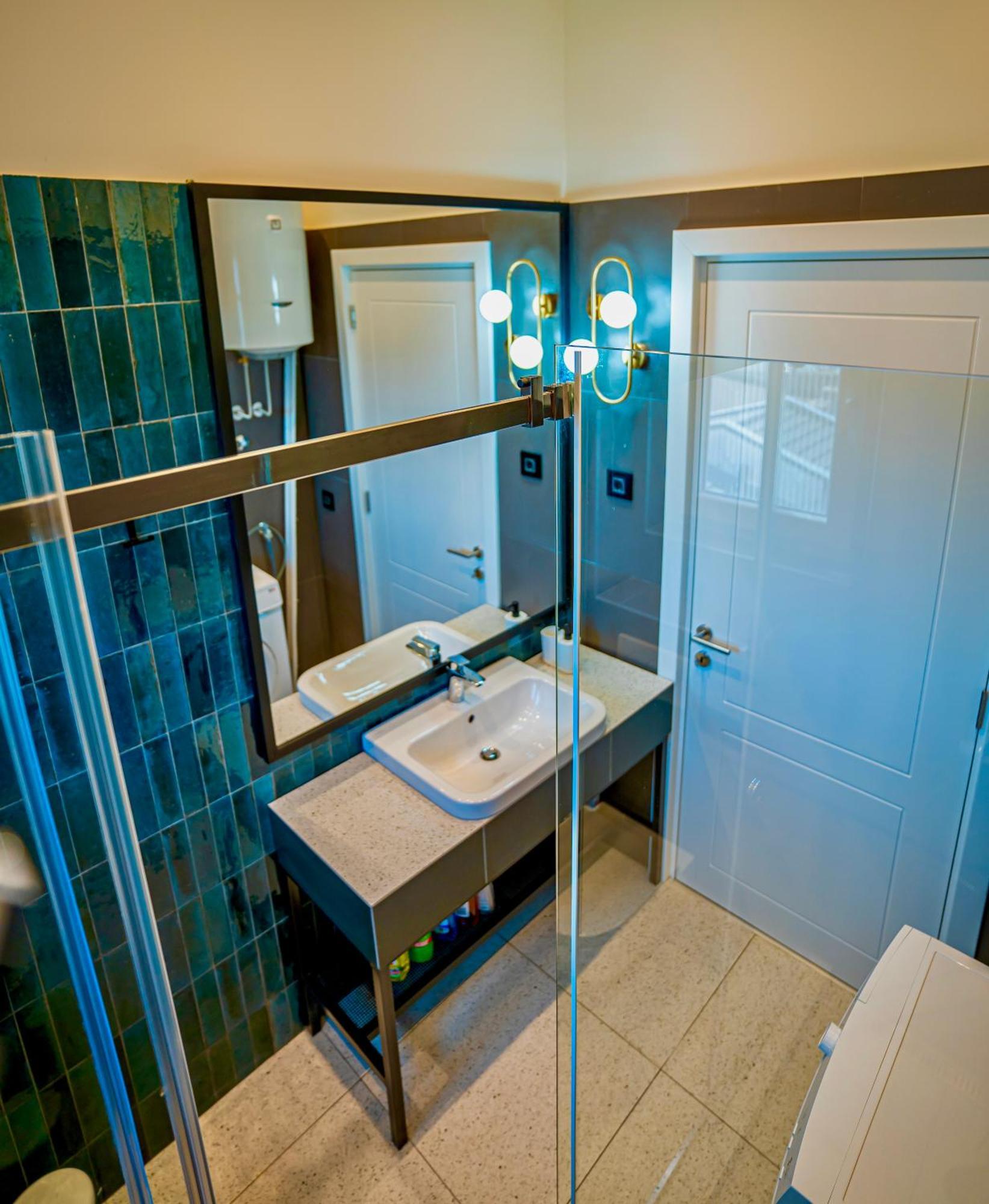 Miha Premium Apartment Belgrado Esterno foto